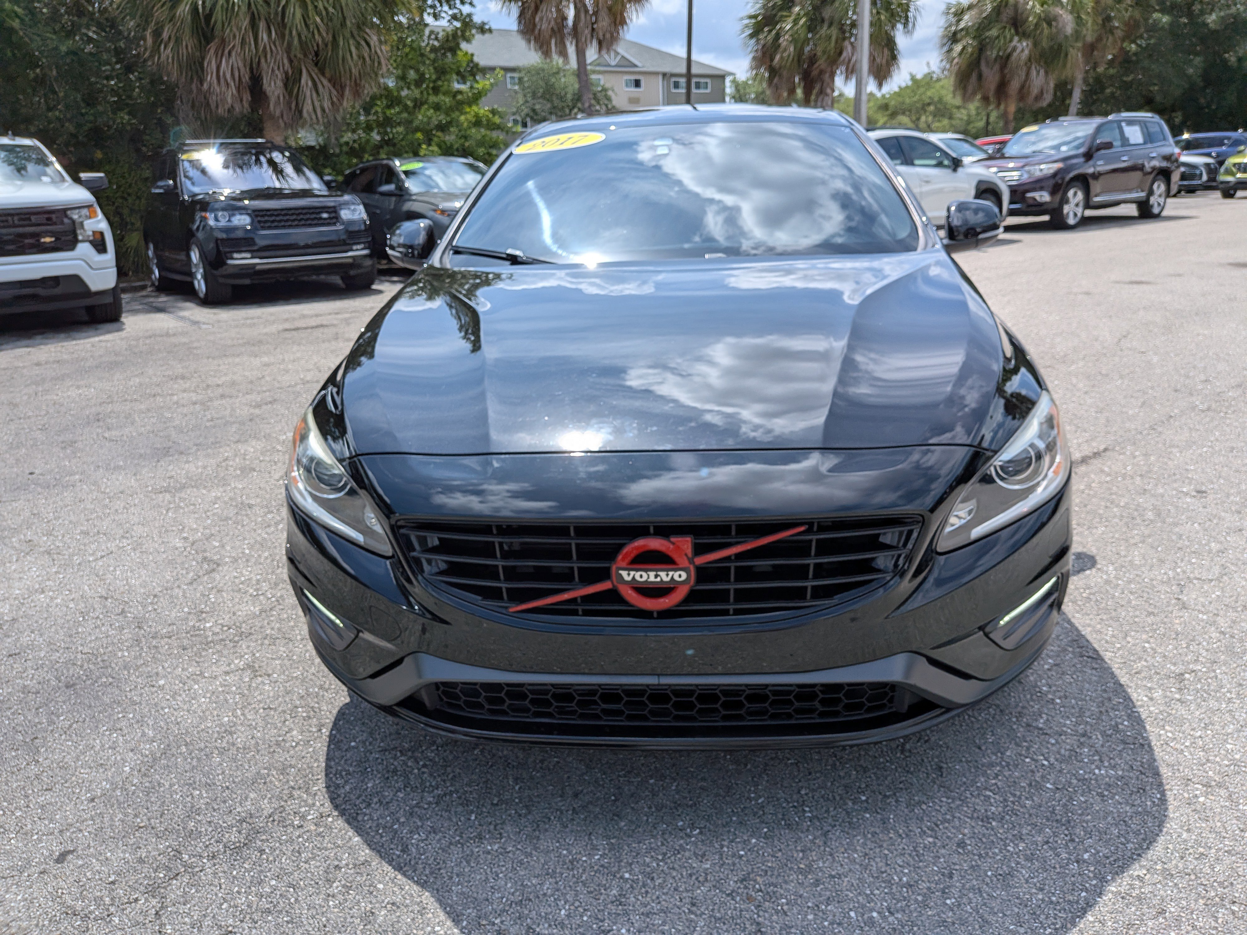 Used 2017 Volvo S60 T5 Dynamic AWD/4WD image 9