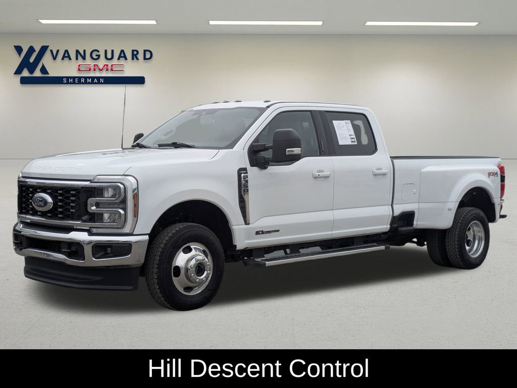 Used 2024 Ford F350 Lariat w/ FX4 Off-Road Package image 4