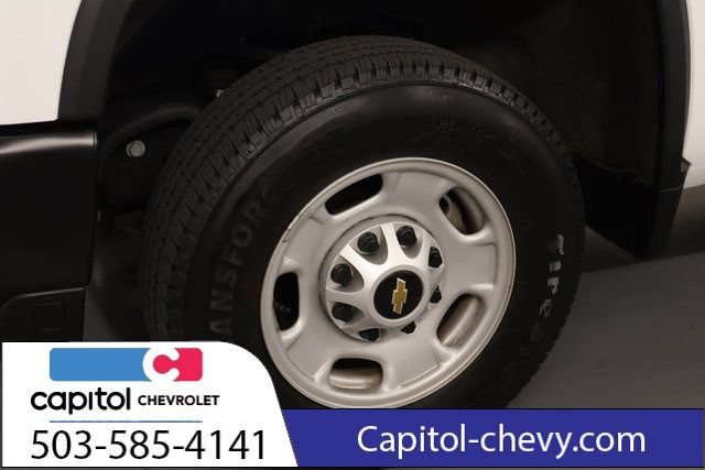 Used 2024 Chevrolet Silverado 2500 W/T AWD/4WD image 9