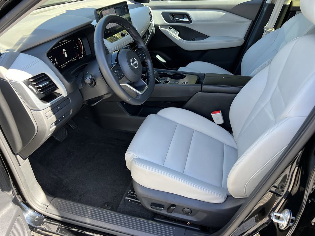 Used 2024 Nissan Rogue SL w/ SL Premium Package image 10