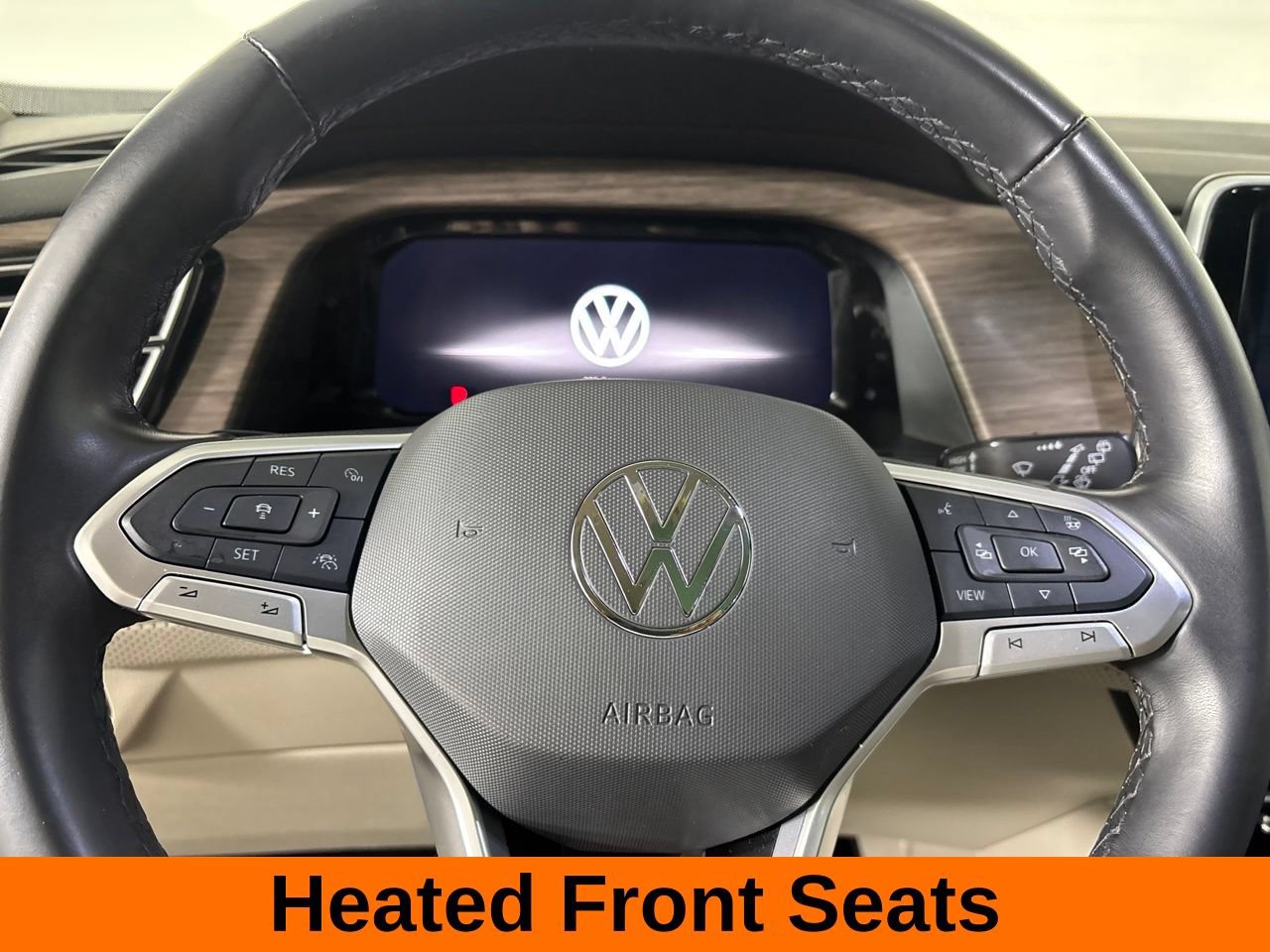 Used 2024 Volkswagen Atlas SEL Premium R-Line AWD/4WD image 16