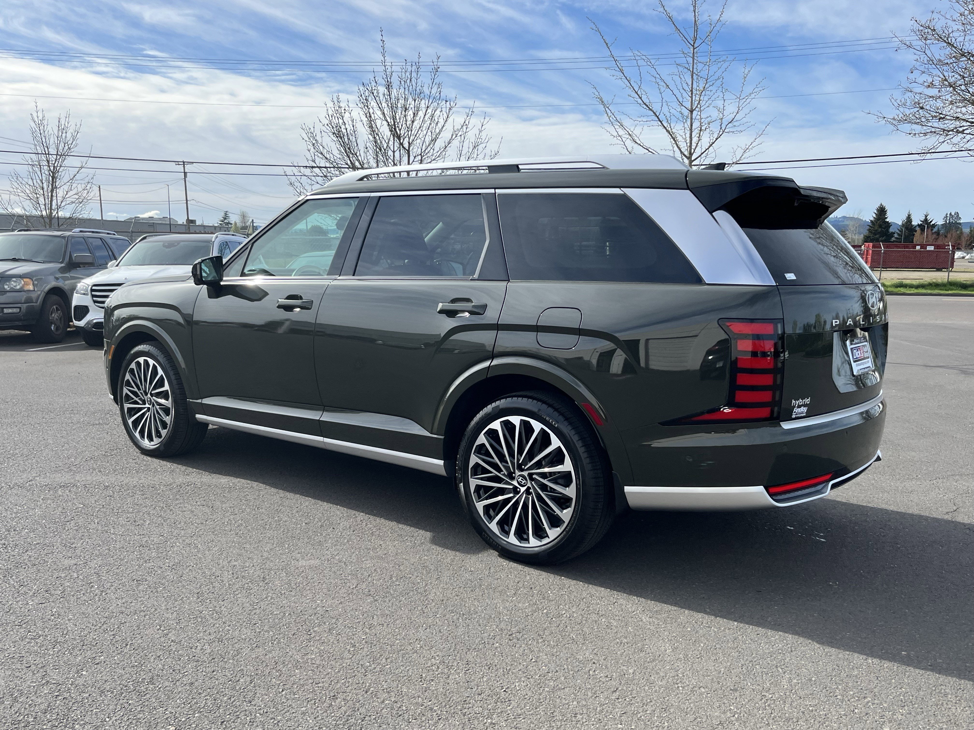 Used 2026 Hyundai Palisade Calligraphy image 3