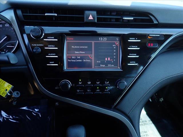 Used 2019 Toyota Camry LE image 15