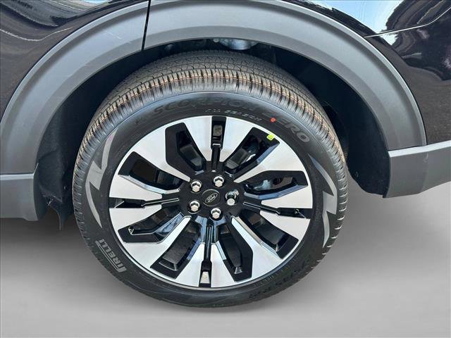 New 2026 Ford Explorer Platinum w/ LUX Leather Package image 10