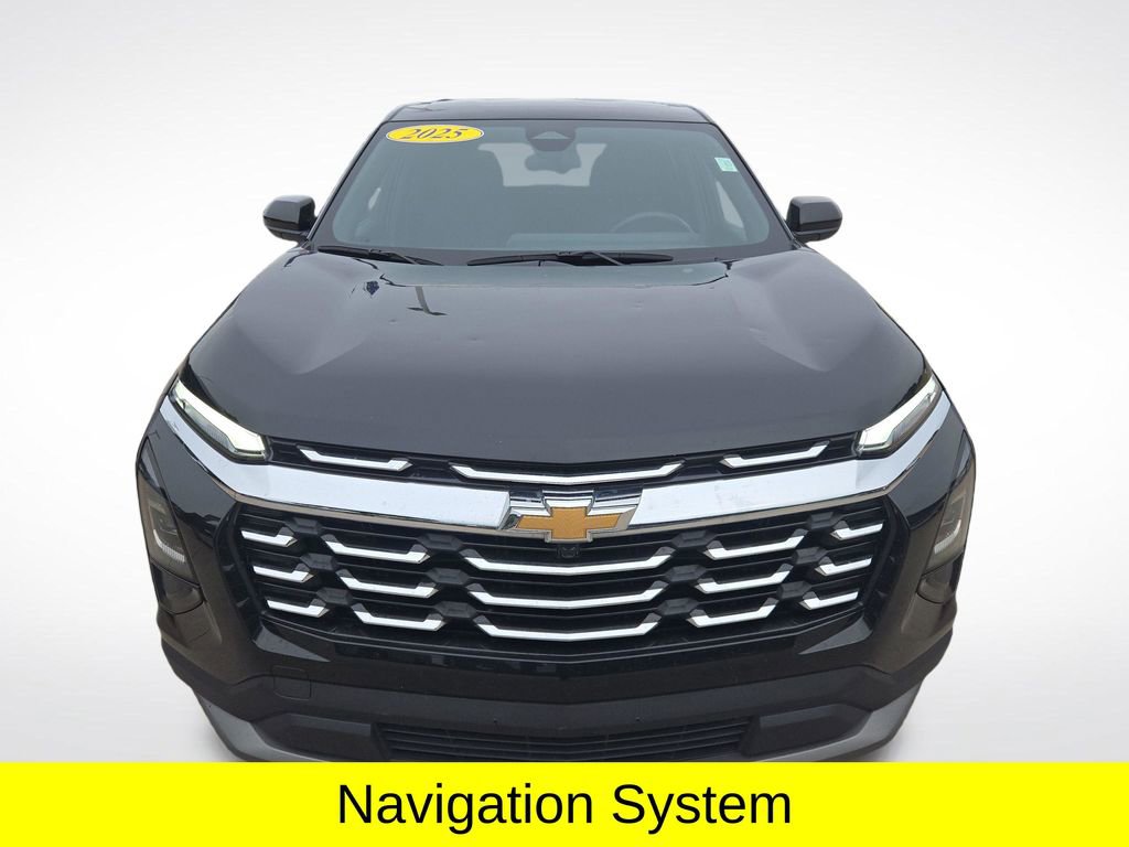 Used 2025 Chevrolet Equinox LT FWD image 10