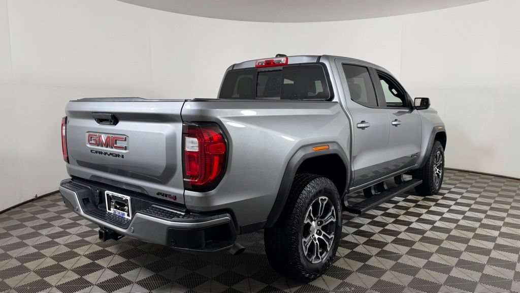 Used 2025 GMC Canyon AT4 AWD/4WD image 8