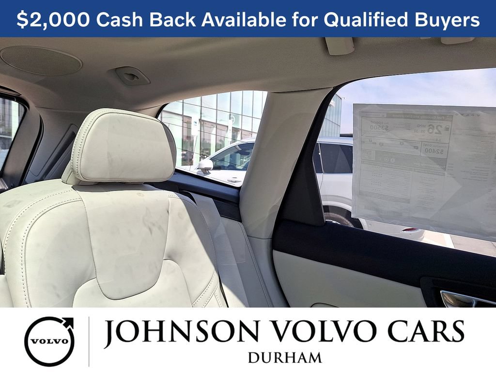 New 2026 Volvo XC60 B5 Ultra w/ Climate Package AWD/4WD image 14