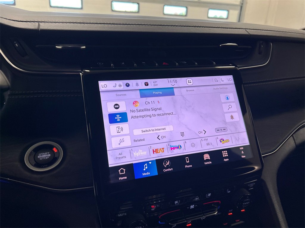 New 2025 Jeep Grand Cherokee Overland w/ Adv Protech Group III image 22