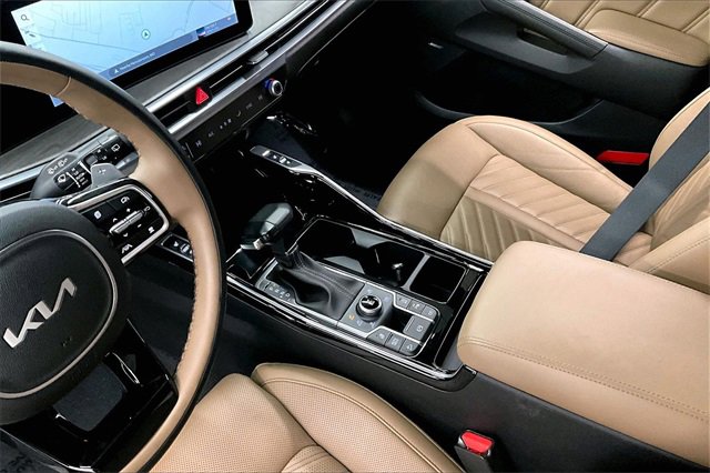 Used 2024 Kia Sorento SX Prestige w/ Olive Brown Leather Package image 14