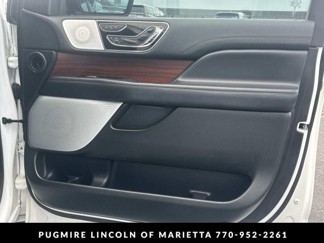 Used 2023 Lincoln Navigator L Reserve AWD/4WD image 14