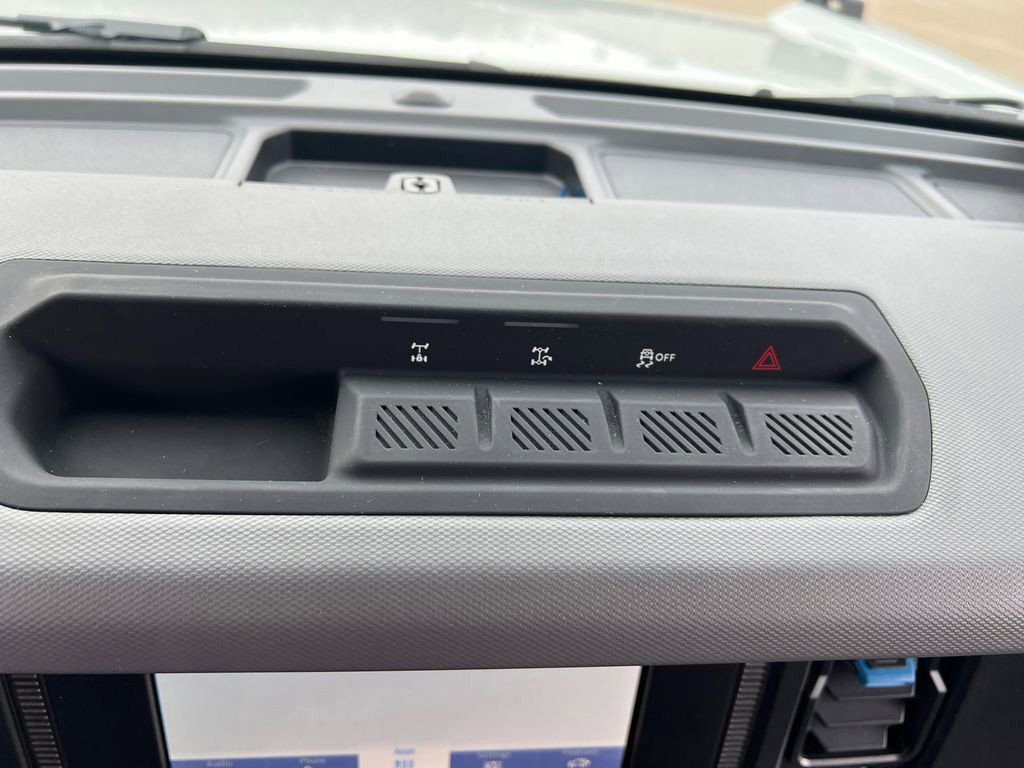 Used 2023 Ford Bronco Black Diamond image 17