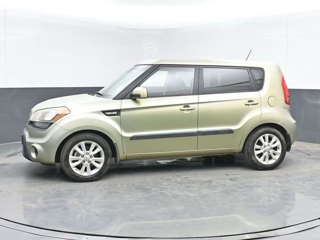Used 2013 Kia Soul FWD image 11