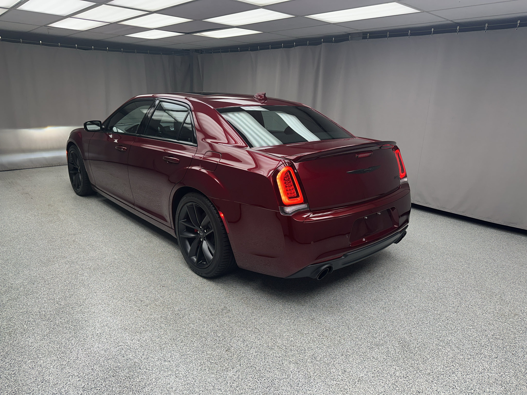 Used 2023 Chrysler 300 C RWD image 10