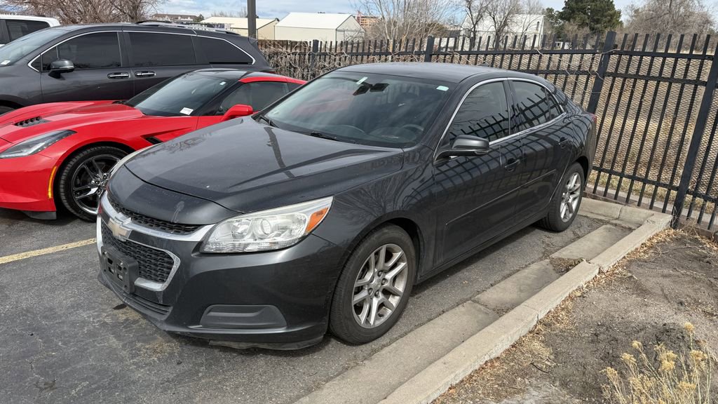 Used 2015 Chevrolet Malibu LT w/ Power Convenience Package image 2