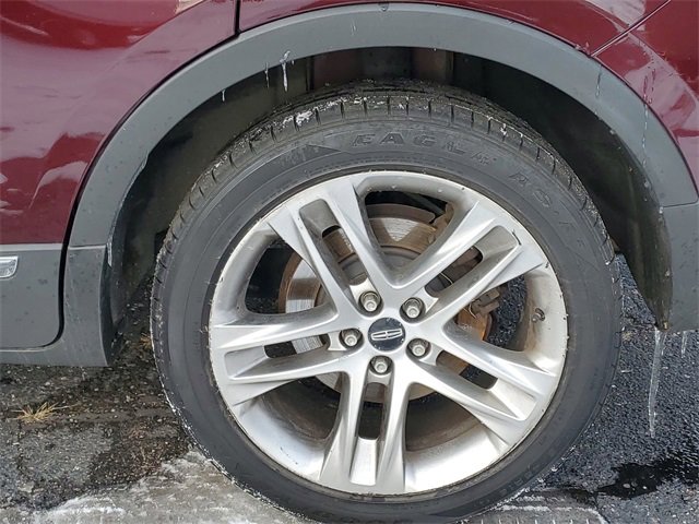 Used 2016 Lincoln MKC Reserve w/ Lincoln MKC Climate Package image 32