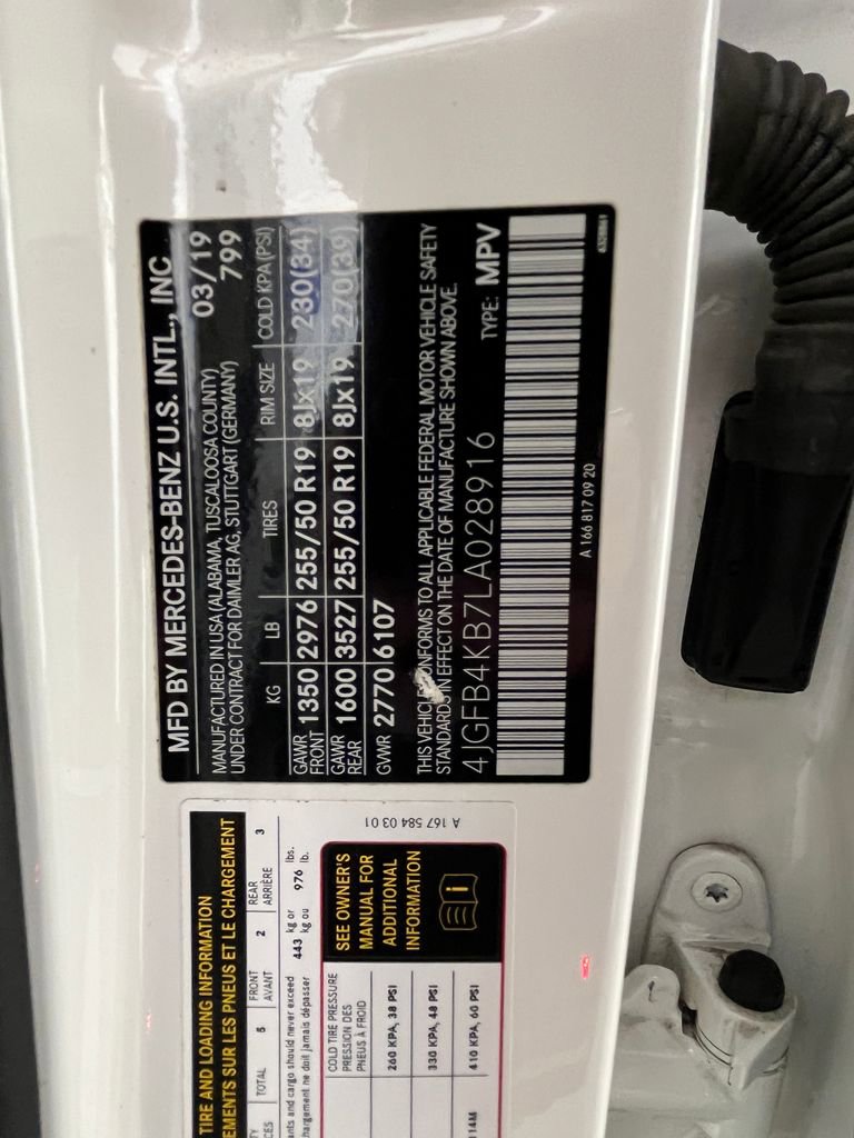 Used 2020 Mercedes-Benz GLE 350 4MATIC image 28