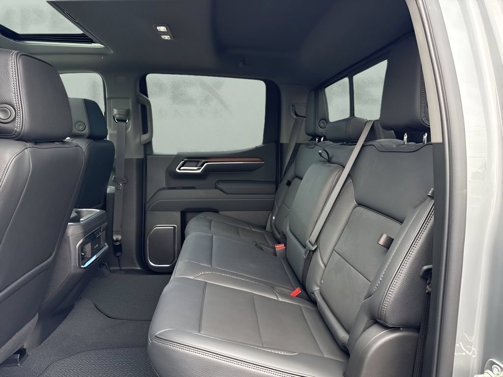 Used 2026 GMC Sierra 1500 Denali w/ Denali Reserve Package AWD/4WD image 13