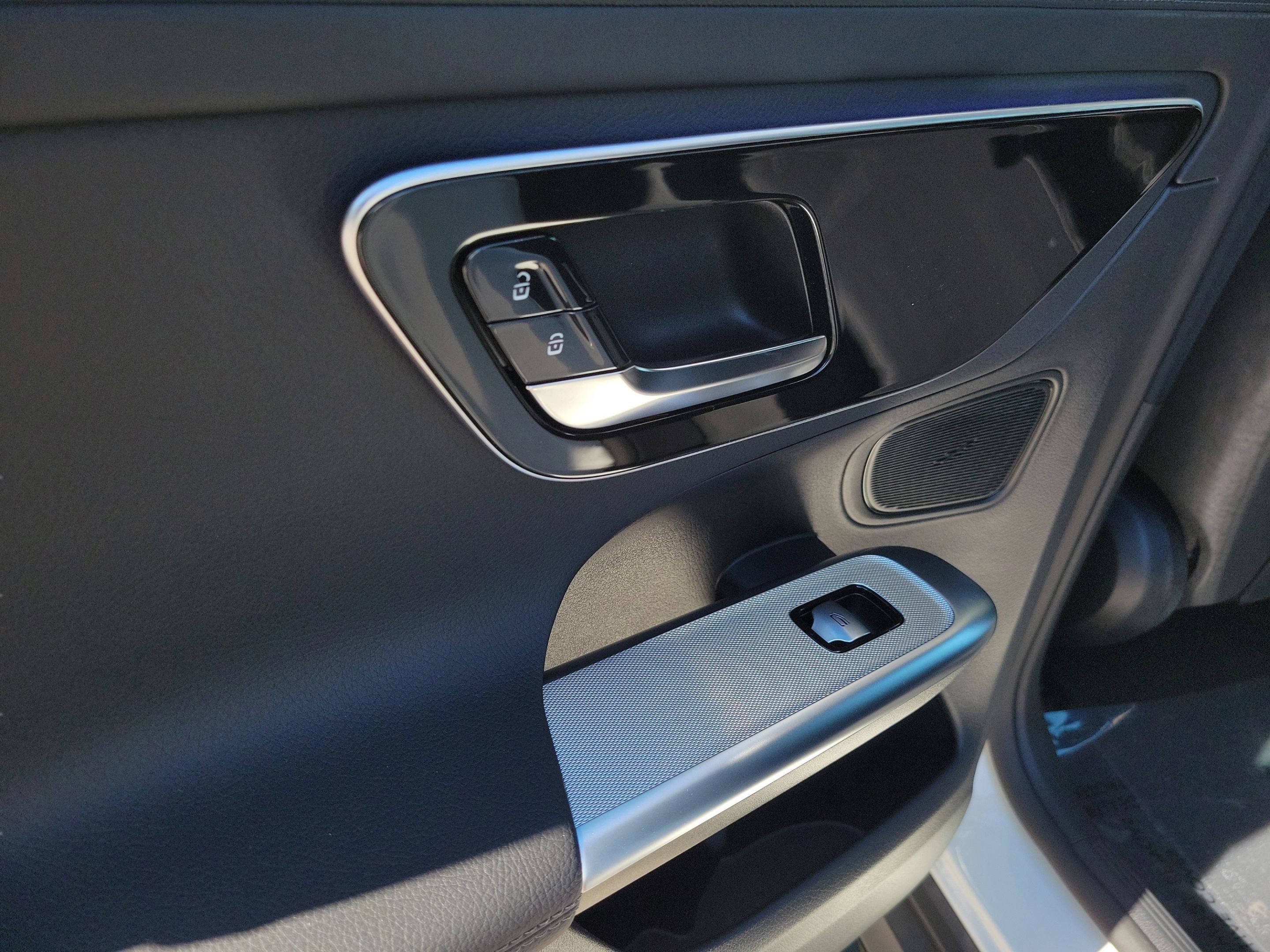 Certified 2026 Mercedes-Benz GLC 43 AMG 4MATIC image 6
