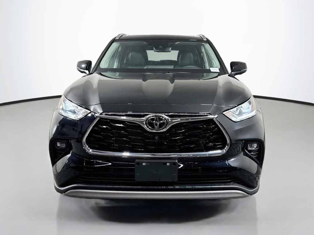 New 2026 Toyota Highlander Platinum AWD/4WD image 11