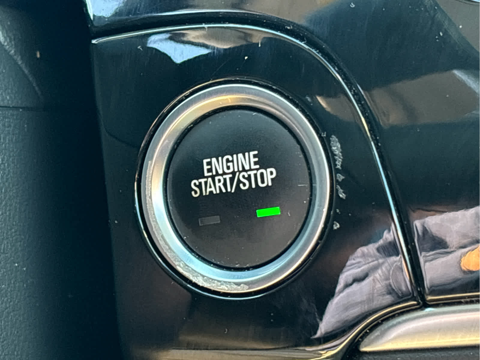 Certified 2018 Buick Encore Preferred AWD/4WD image 18