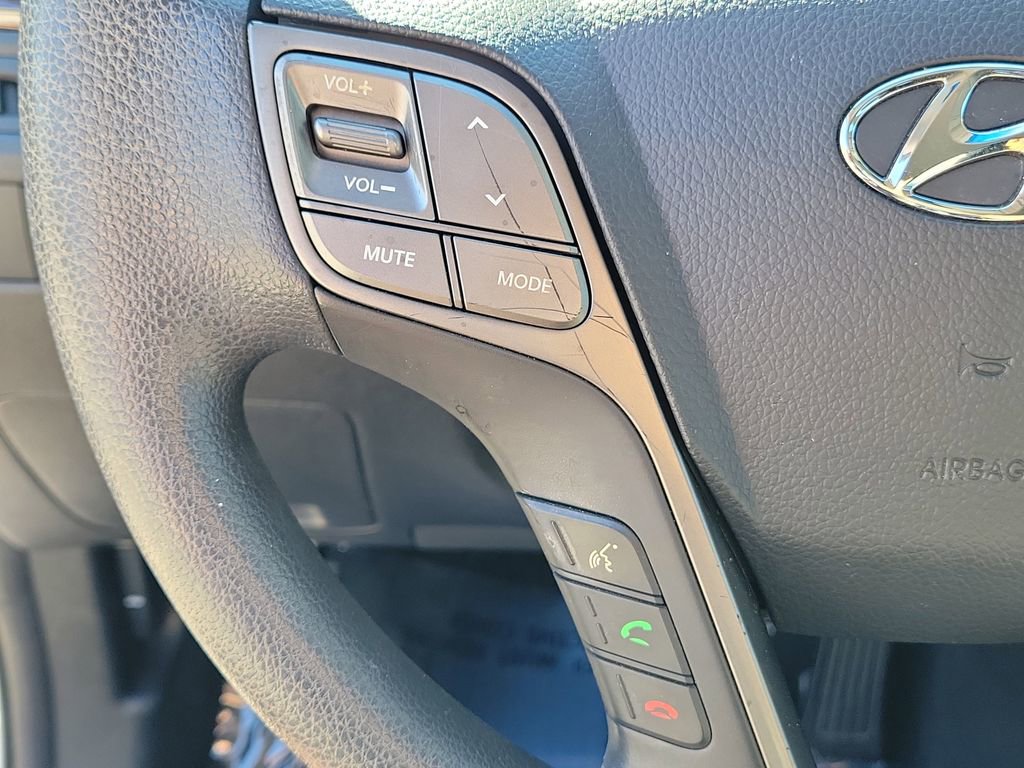 Used 2017 Hyundai Santa Fe Sport image 21