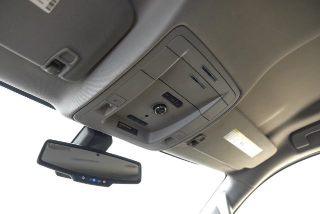 Used 2020 Cadillac Escalade 2WD image 33