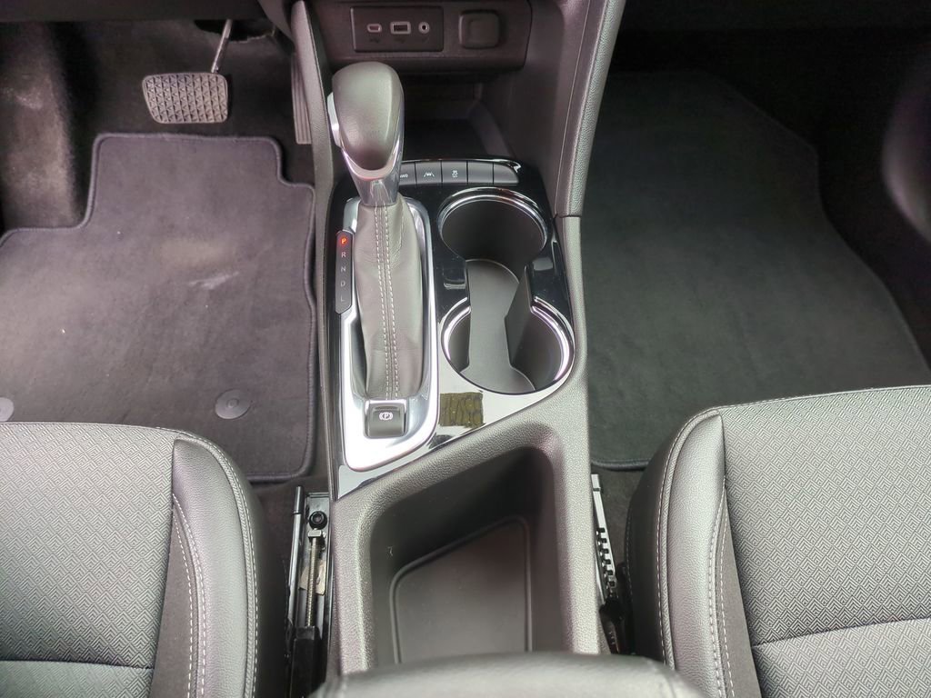 Certified 2022 Buick Encore GX Select w/ Experience Buick Package image 13