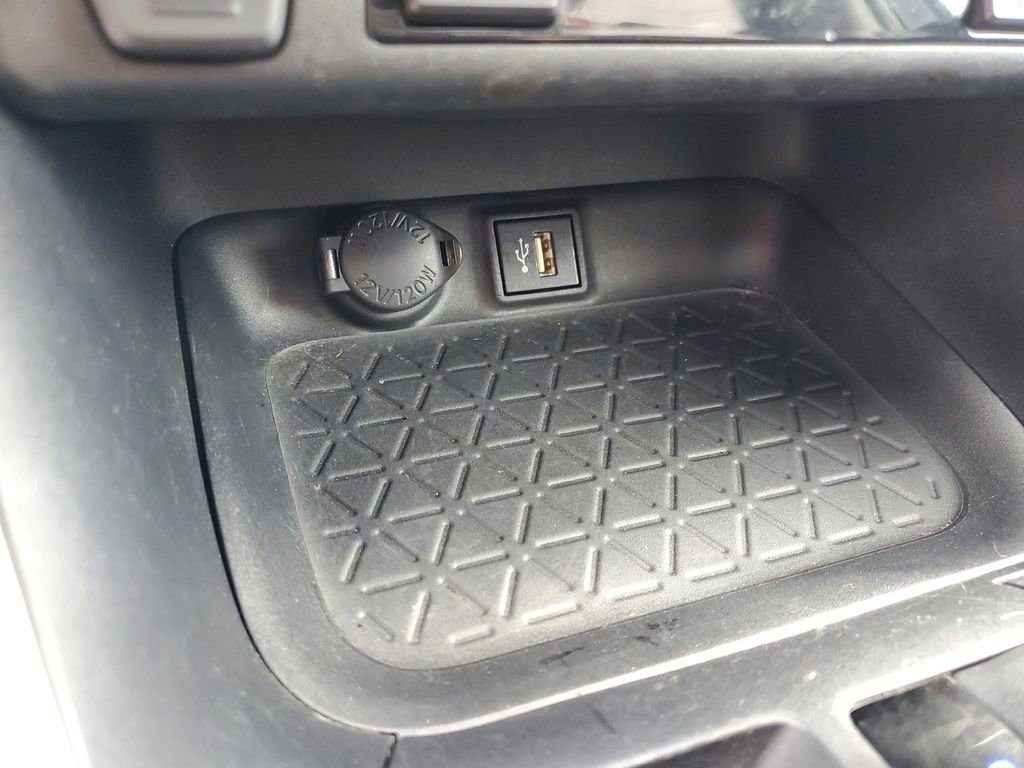 Used 2024 Toyota RAV4 XLE Premium image 15