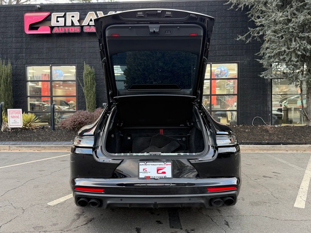 Used 2023 Porsche Panamera Platinum Edition image 17