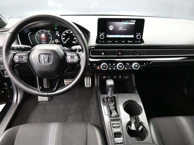Used 2025 Honda Civic Sport image 25