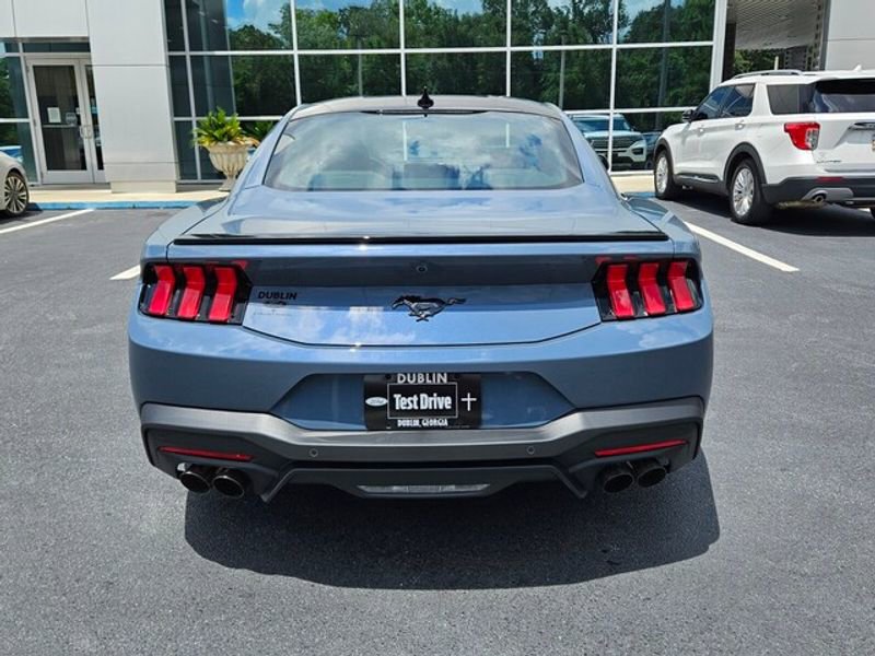 New 2025 Ford Mustang Coupe image 9