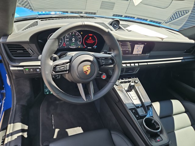 Certified 2026 Porsche 911 Carrera GTS RWD image 21