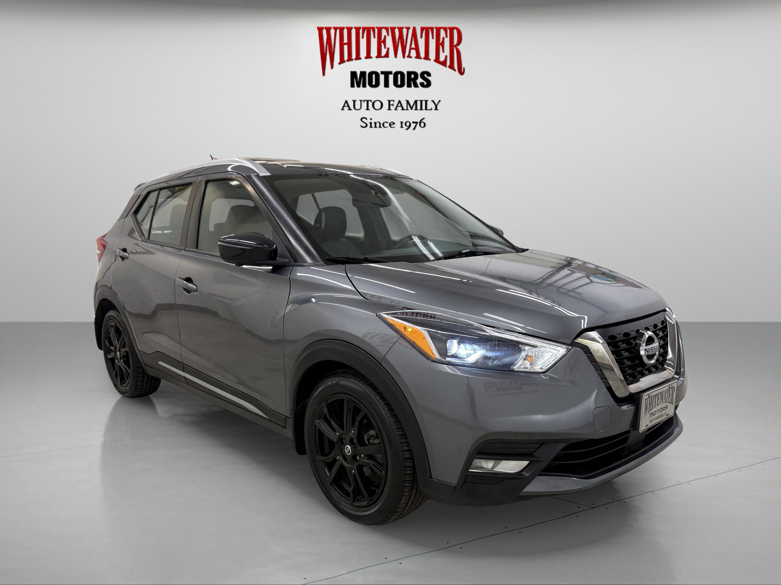 Used 2020 Nissan Kicks SR w/ SR Premium Package FWD image 5
