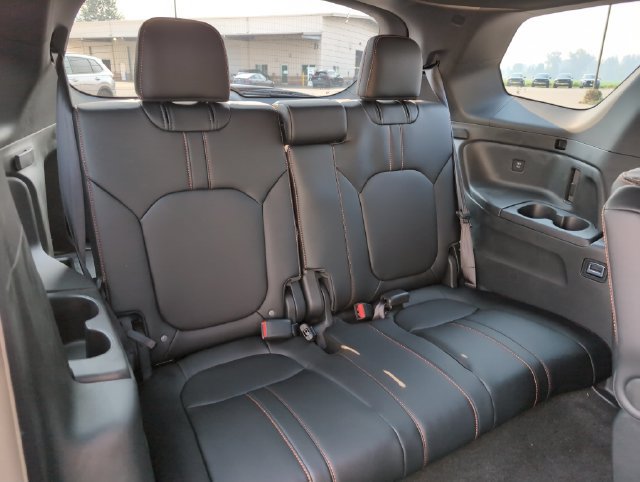 Used 2026 Honda Pilot TrailSport image 14