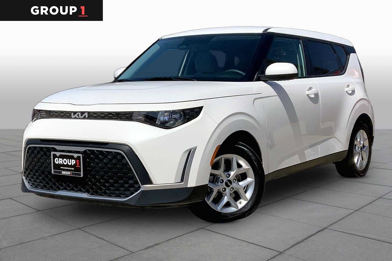 Used 2024 Kia Soul LX w/ Option Group 015