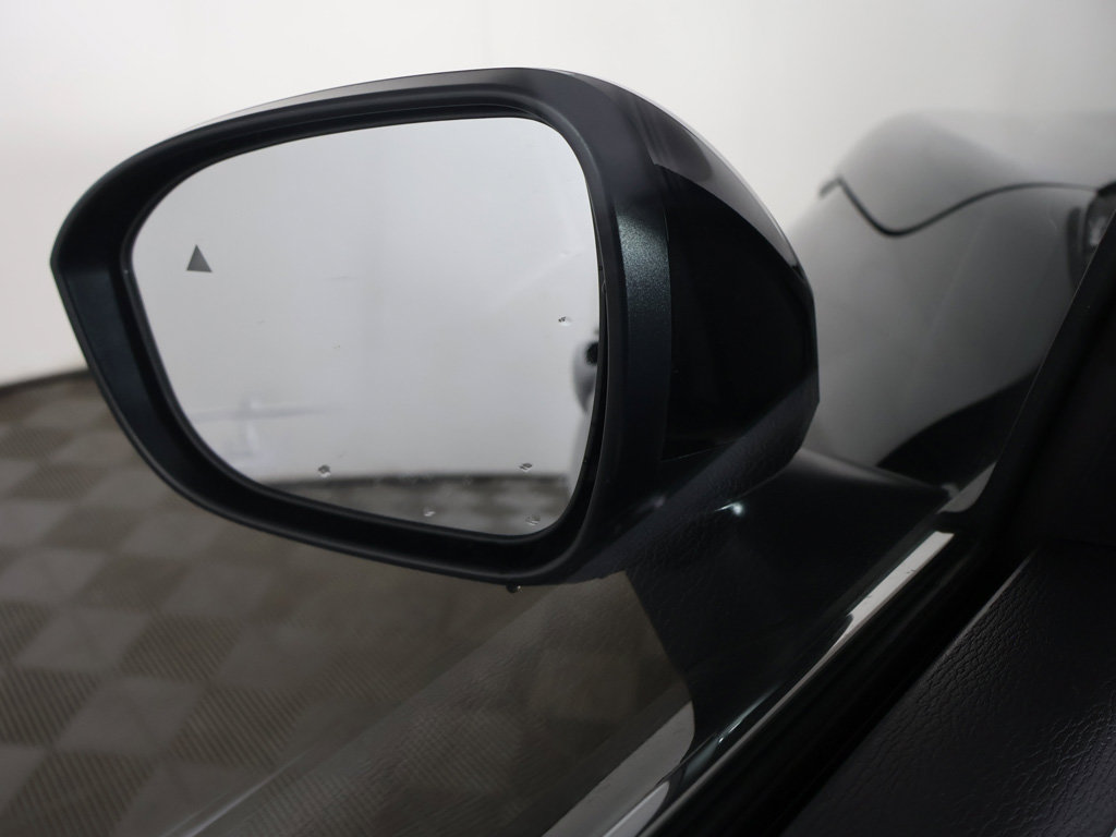 New 2026 Mitsubishi Outlander LE AWD/4WD image 34