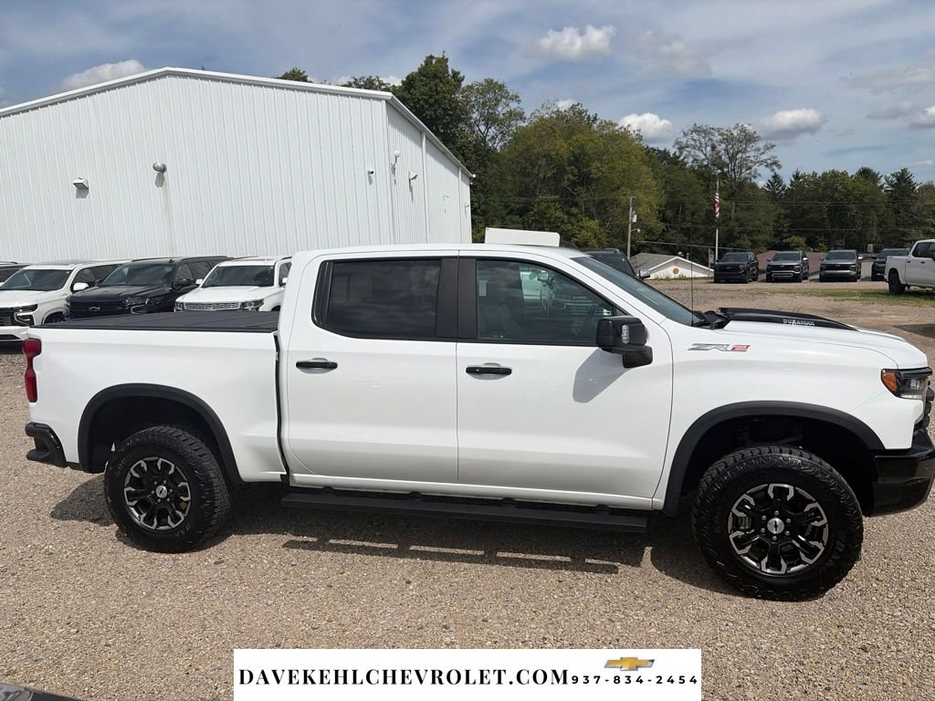 Used 2025 Chevrolet Silverado 1500 ZR2 w/ Technology Package AWD/4WD image 7