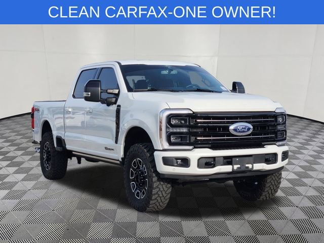 Used 2025 Ford F250 Platinum w/ FX4 Off-Road Package image 2