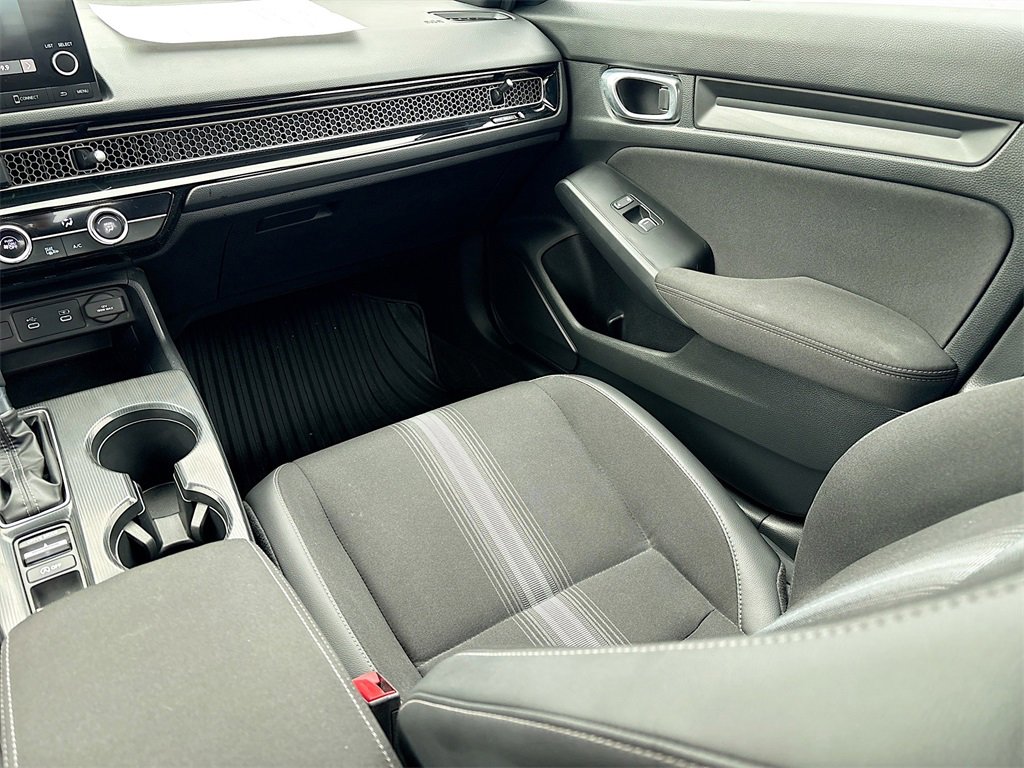 Used 2025 Honda Civic Sport image 21