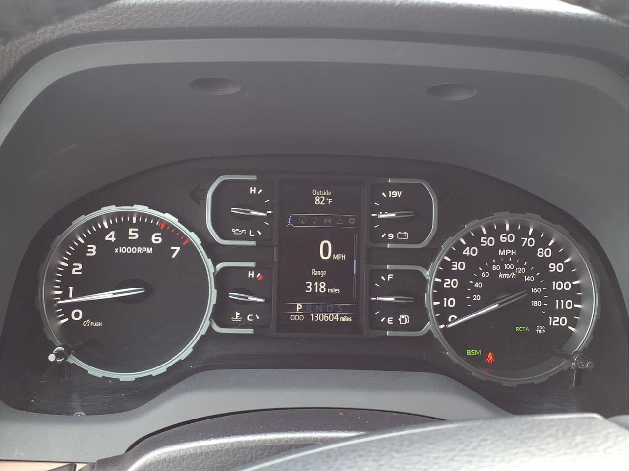 Used 2018 Toyota Tundra Limited w/ Limited Premium Package AWD/4WD image 21
