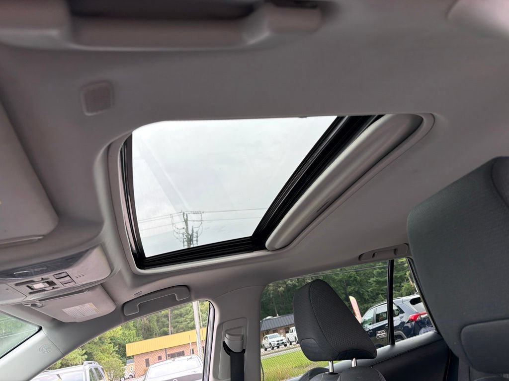 Used 2024 Toyota RAV4 XLE w/ Convenience Package AWD/4WD image 19