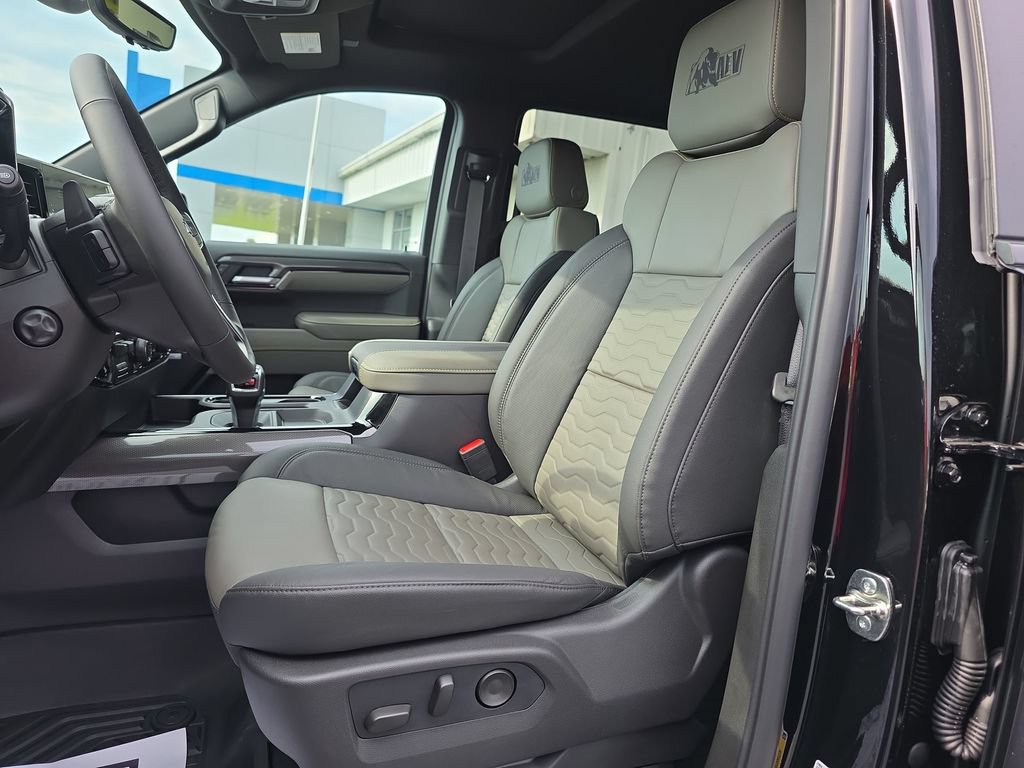 New 2026 Chevrolet Silverado 1500 ZR2 w/ ZR2 Bison Edition AWD/4WD image 12