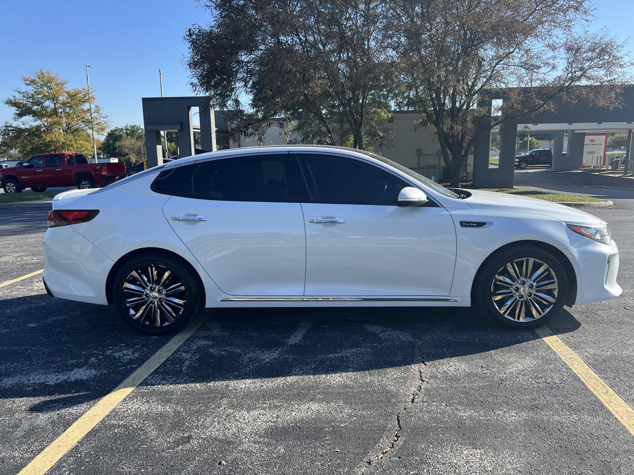 Used 2018 Kia Optima SX w/ Technology Package FWD image 7
