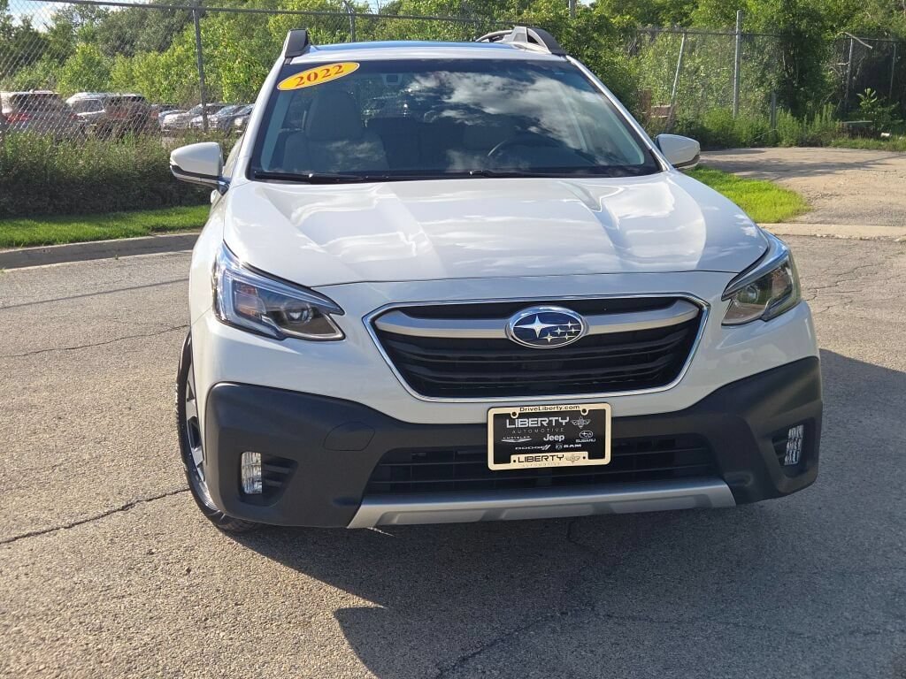 Certified 2022 Subaru Outback Limited AWD/4WD image 4
