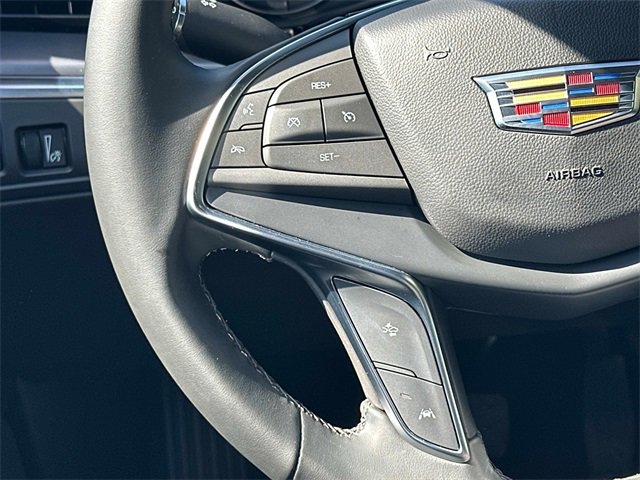 Certified 2024 Cadillac XT5 Luxury image 8