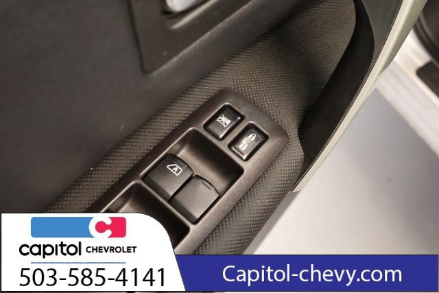 Used 2015 Nissan Rogue S w/ Convenience Package FWD image 11