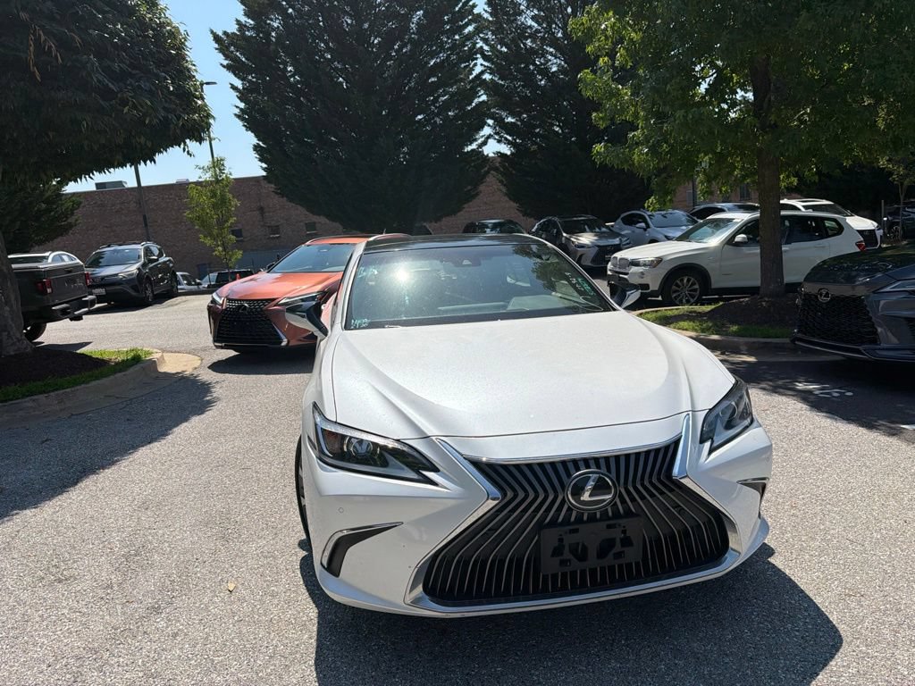 Used 2021 Lexus ES 350 w/ Premium Package FWD image 7