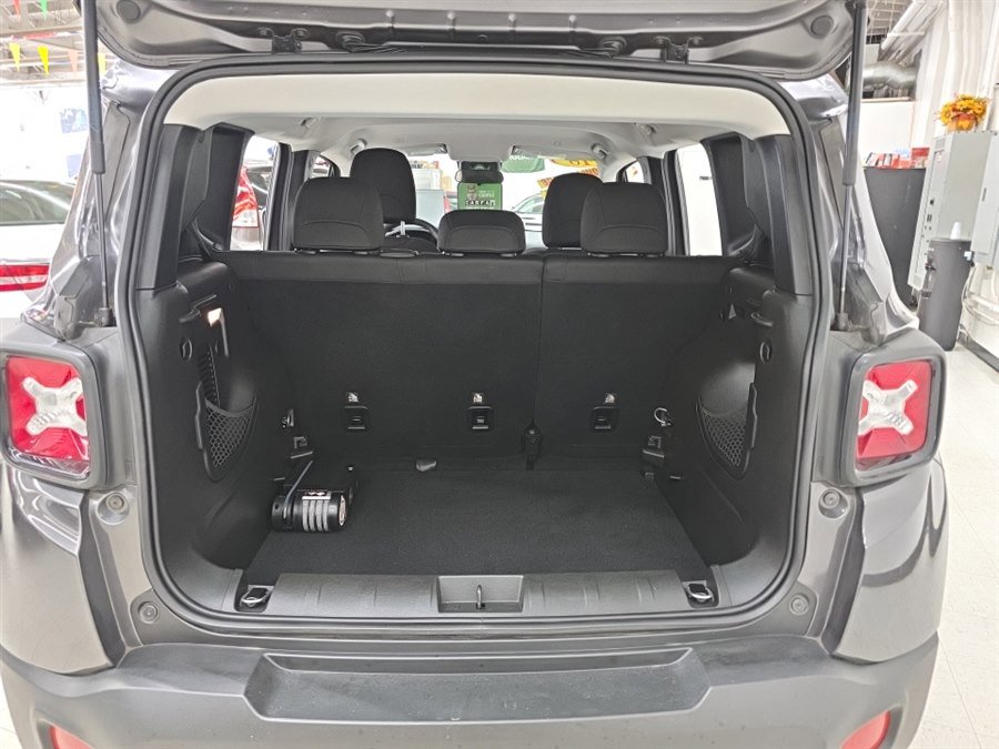 Used 2018 Jeep Renegade Sport w/ Power & Air Group AWD/4WD image 31