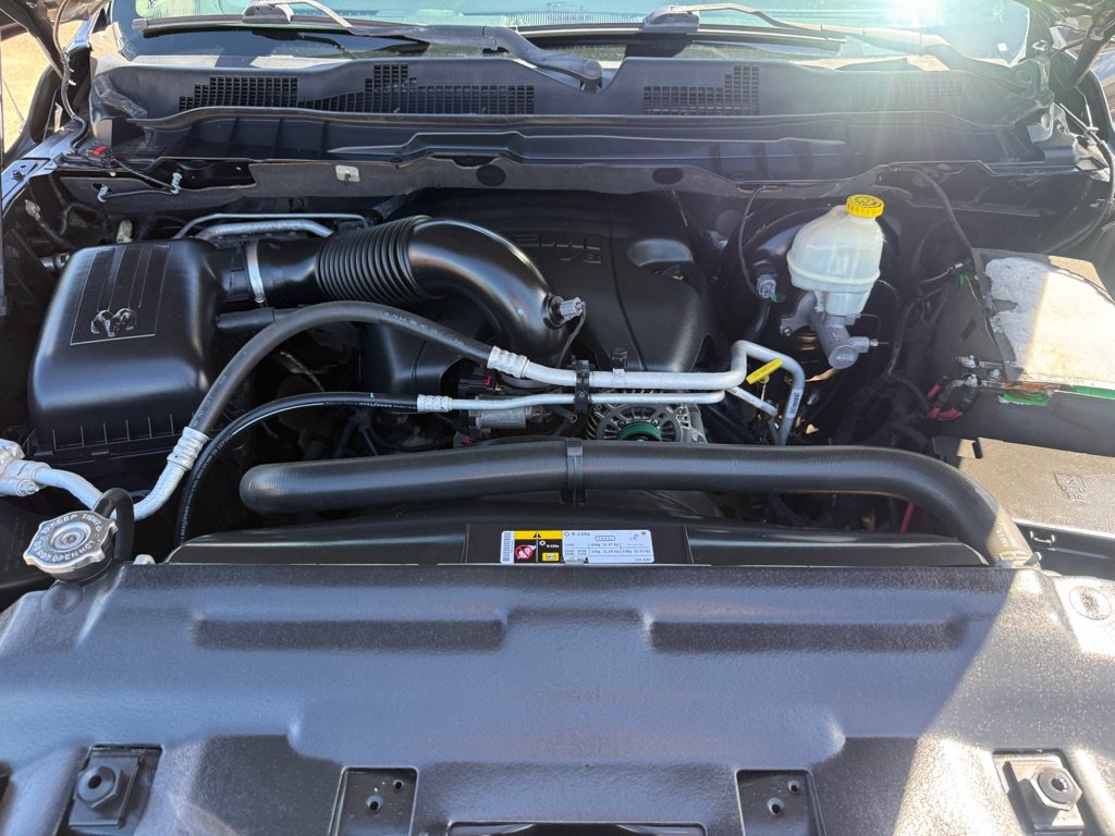 Used 2014 RAM 1500 Laramie w/ Convenience Group AWD/4WD image 39