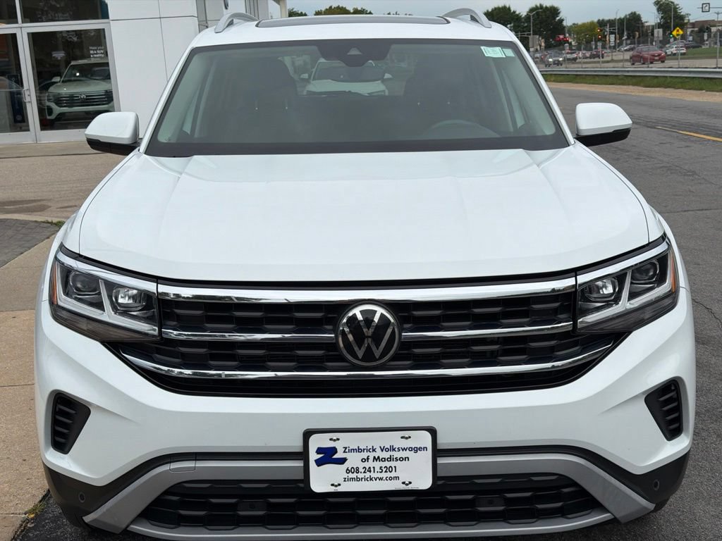 Used 2021 Volkswagen Atlas SEL AWD/4WD image 3